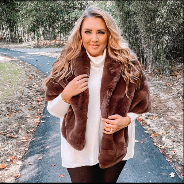 Collins Capelet – Waterproof & Windproof with Interior Pocket | Pretty Rugged