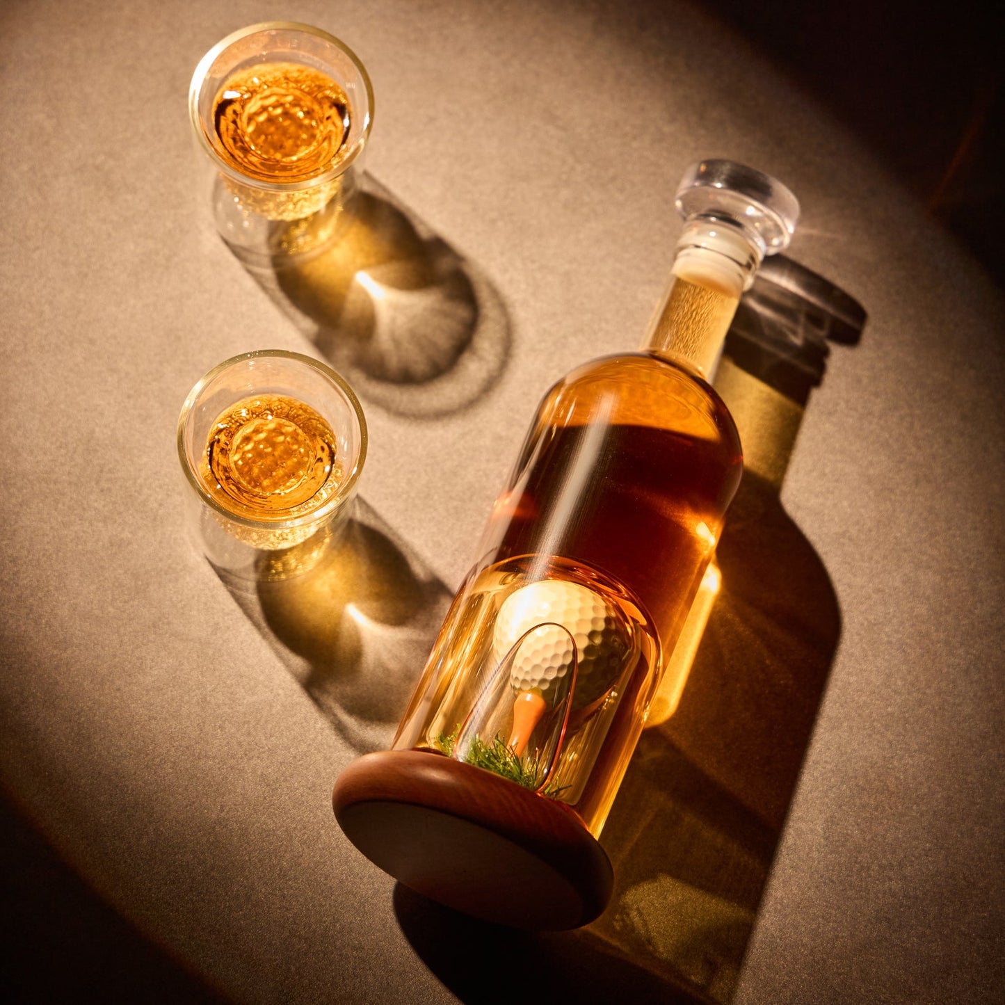 Golf Whiskey Decanter Set | Borosilicate Glass with 3D Golf Ball