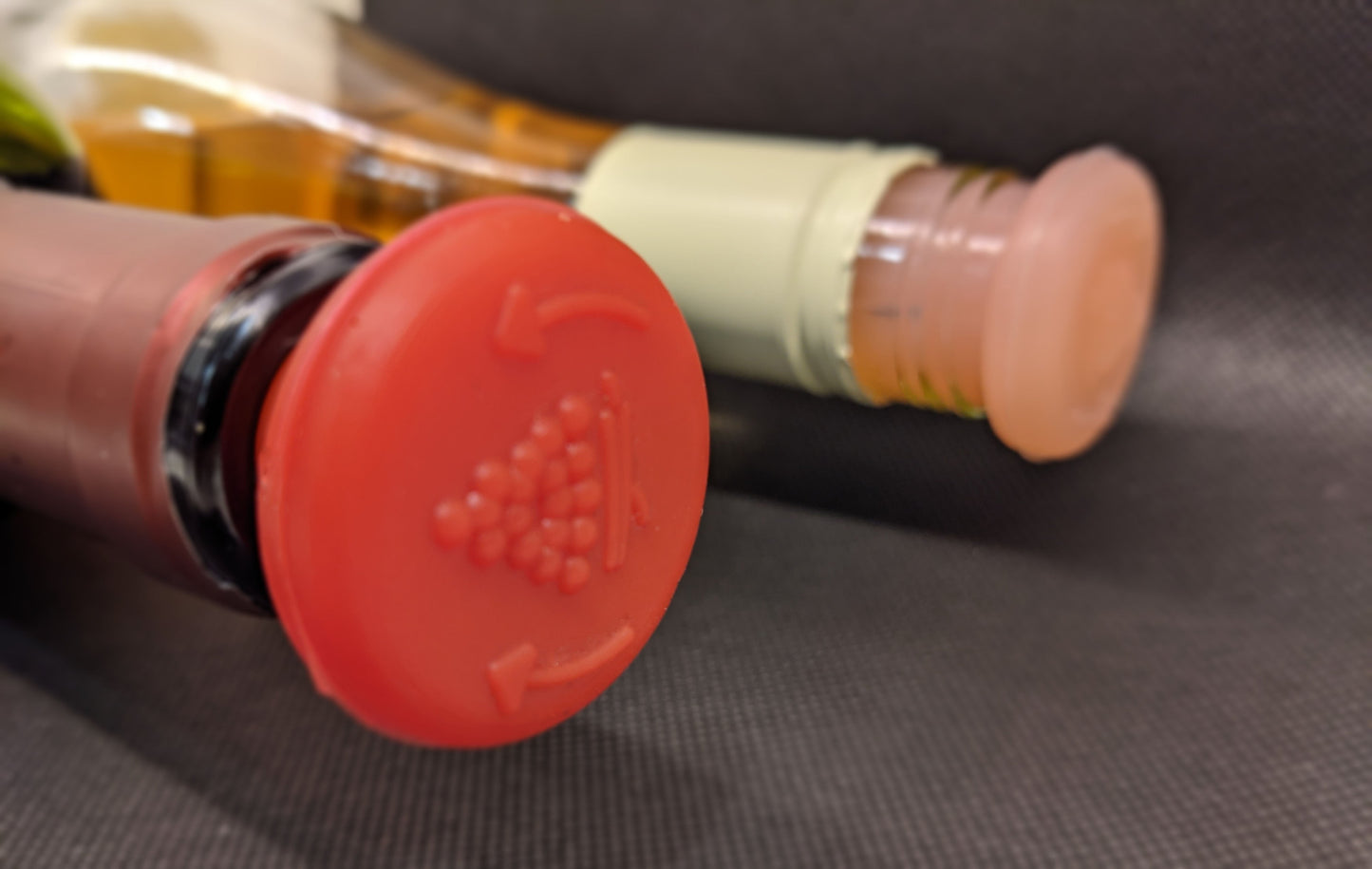 Bulk Wine Stopper Retail Sets — 10 Burlap Gift Bags (5 Stoppers Each)