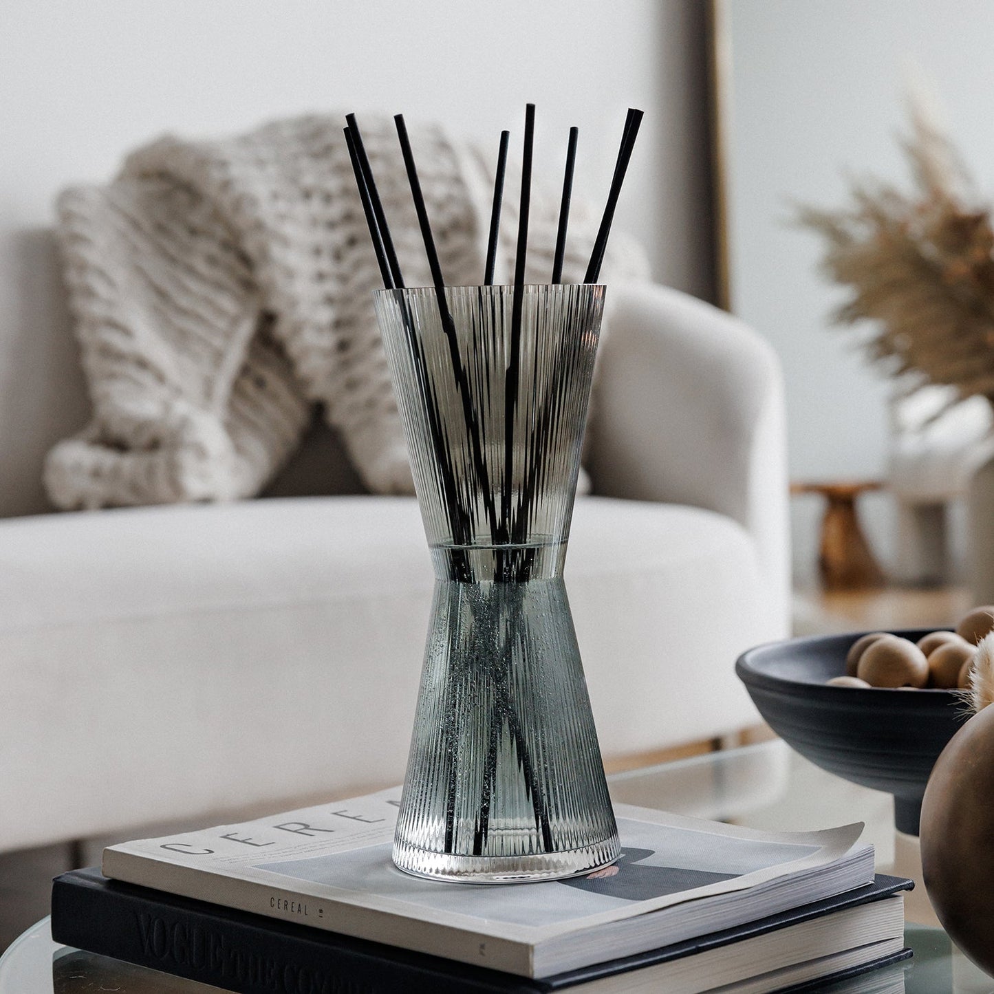 AIZ Reed Diffuser in Cedar & Black Cherry by OZAIZ
