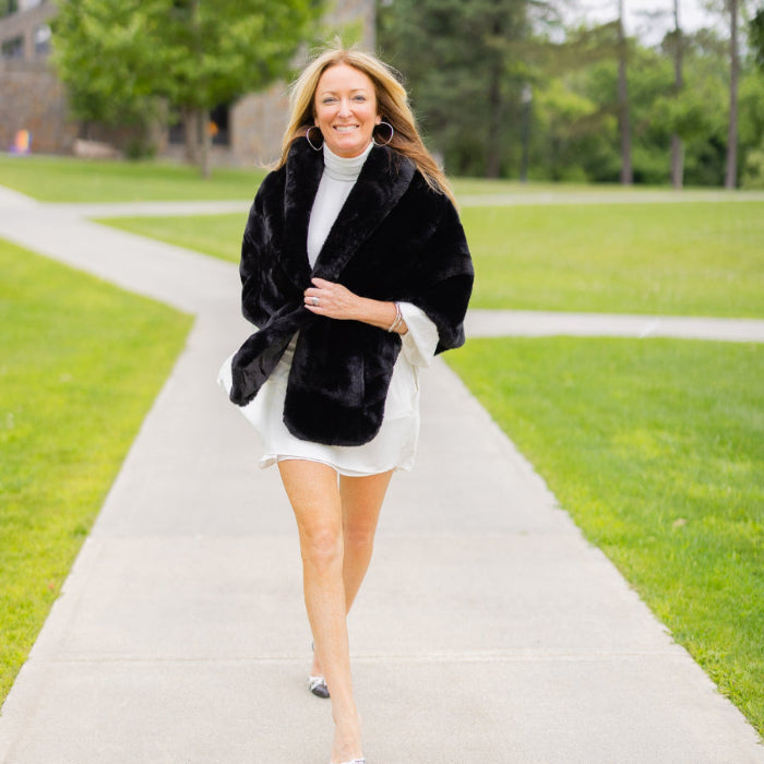 Collins Capelet – Waterproof & Windproof with Interior Pocket | Pretty Rugged