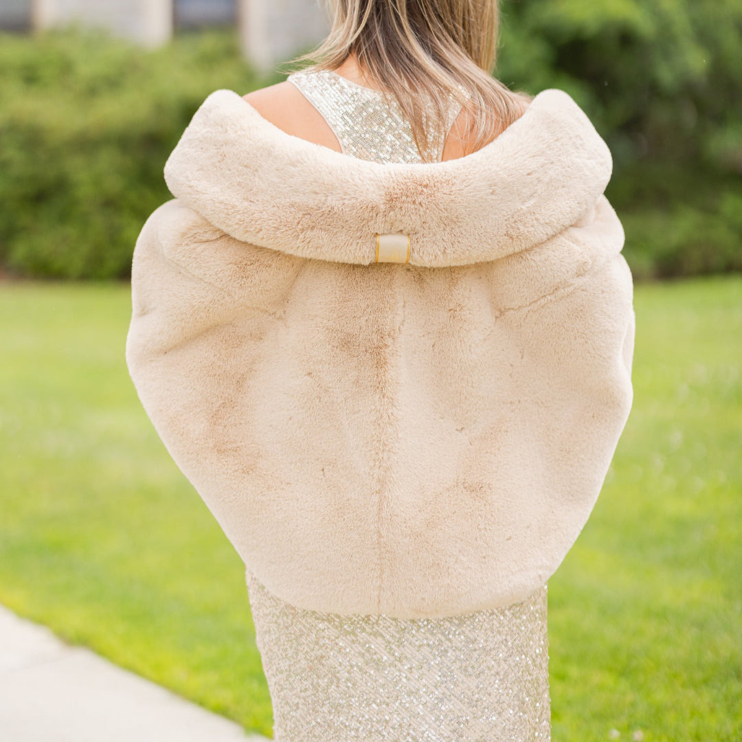 Collins Capelet – Waterproof & Windproof with Interior Pocket | Pretty Rugged